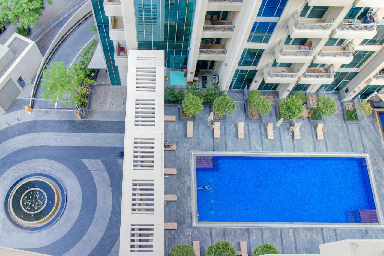 Durrani Homes - Luxurious Studio Near Dubai Mall With Pool View Dış mekan fotoğraf